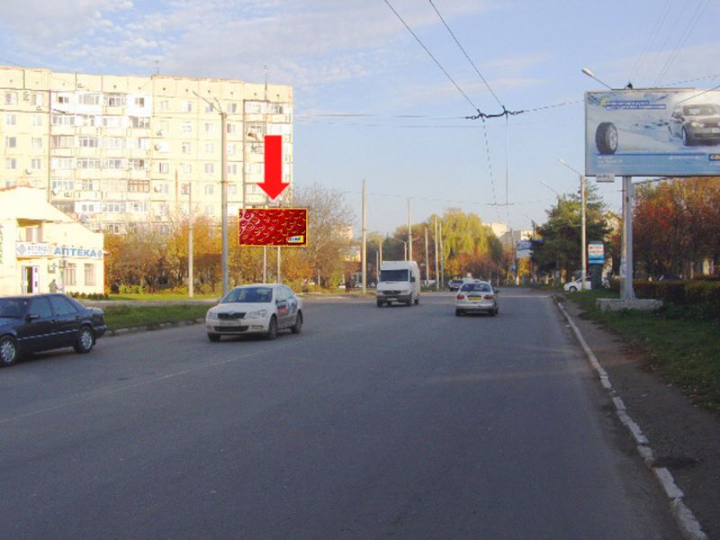 Билборд/Щит, Черновцы, Південно-Кільцева вул., 23/25, біля ринку, в бік Головної вул.