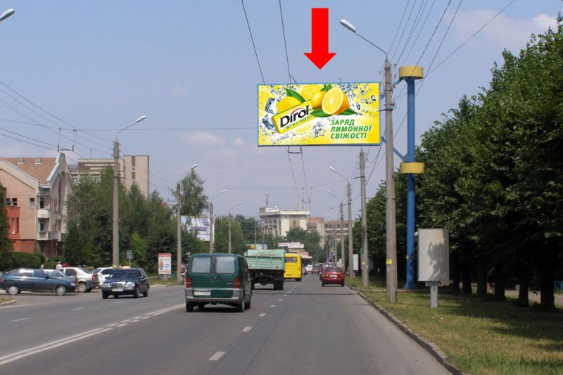 Билборд/Щит, Черновцы, Героїв Майдану вул. (кол. Червоноармійська вул.), 79, в центр (флажок)