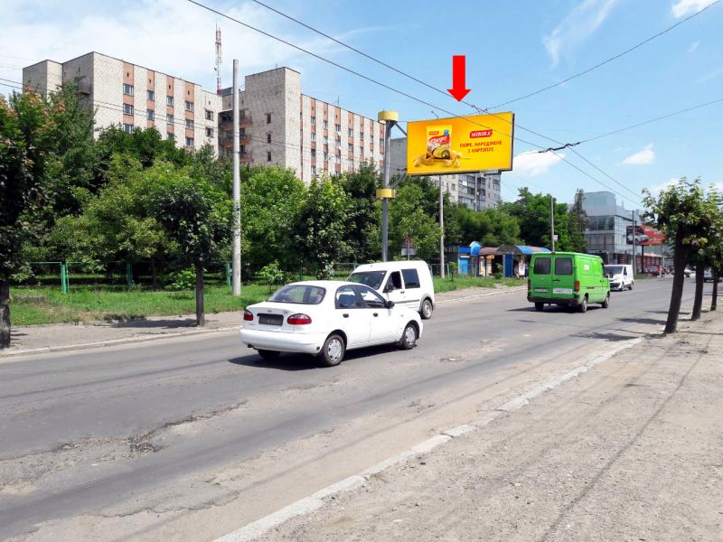 Билборд/Щит, Черновцы, Хотинська вул., 47, біля ресторану "Versal", в центр