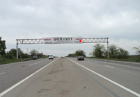 Арка/Реклама на мостах, Трассы, Траса M-05, Київ-Одеса, 436,650
