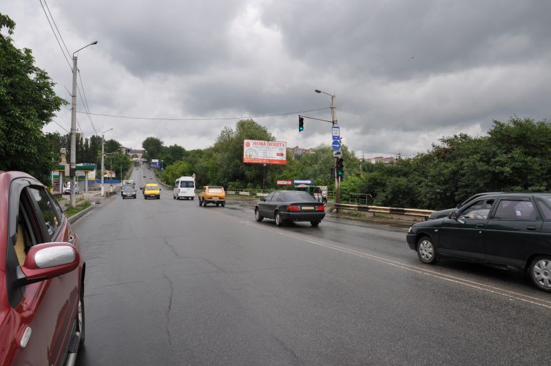 Билборд/Щит, Черновцы, вул. Винниченка-Комунальників