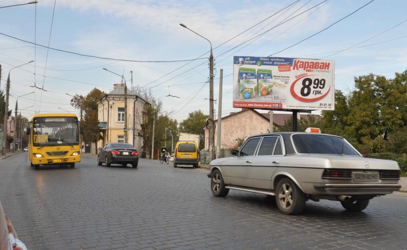 Билборд/Щит, Черновцы, вул.Гагаріна-Коростишівської
