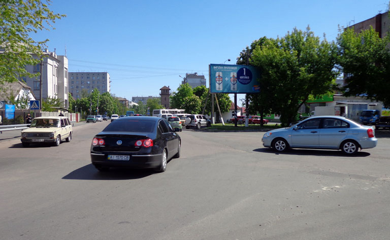 Білборд/Щит, Київ, Бориспіль вул.Глибоцька/вул.Героїв Небесної Сотні - 50м до вул.Київський шлях (А)/Фора,Укртелеком