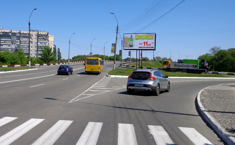 Билборд/Щит, Киев, Бровари вул Героїв України (колишня вул.Гагаріна)/Ярослава Мудрого/вул.Олега Онікієнка (колишня вул.Кутузова) (А)