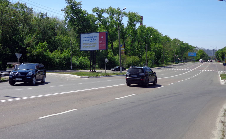 Билборд/Щит, Киев, Бровари вул Героїв України (колишня Гагаріна)/Ярослава Мудрого/вул.Олега Онікієнка (колишня вул.Кутузова) (В) на Київ
