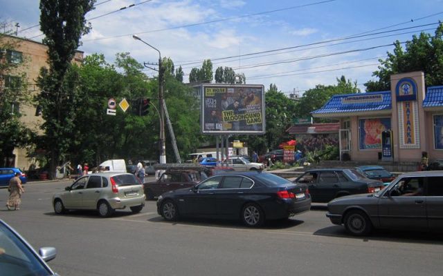 Роллер/Призматрон, Одесса, Черняховського вул, 3/1 - Маршала Говорова вул.