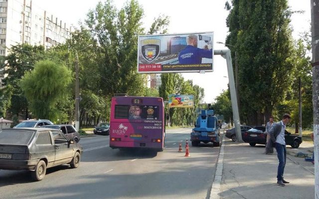 Роллер/Призматрон, Одесса, Добровольського пр., 113 - Ойстраха Давида