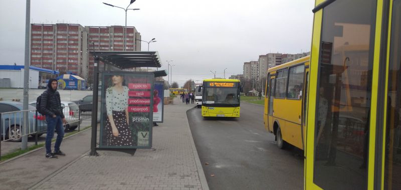 Реклама на остановках, Львов, вул. Кульпарківська, 226а (зупинка ТЦ "Вікторія Гарденс")