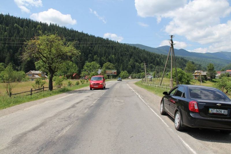 Билборд/Щит, Микуличин, Траса Н-09 Мукачево-Львів, готель Марципан, 700 м після АЗС УкрНафта, напрямок руху на Буковель