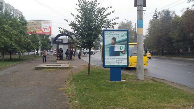 Ситилайт, Черновцы, вул. Героїв Майдану, 65, за зупинкою, пішохідний перехід