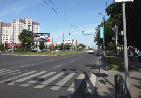 Ролер/Призматрон, Харків, Героїв Харкова просп. (Московський просп.) - Морозова вул.