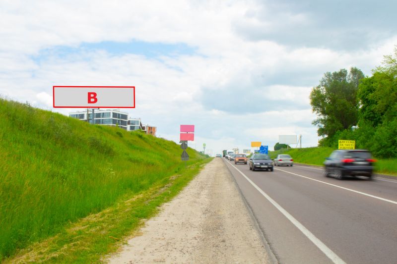 Білборд/Щит, Траси, М-10 Західний обхід м. Львова , км 12+170, ліворуч, біля гот. Панська Гора в сторону ТРЦ King Cross Leopolis