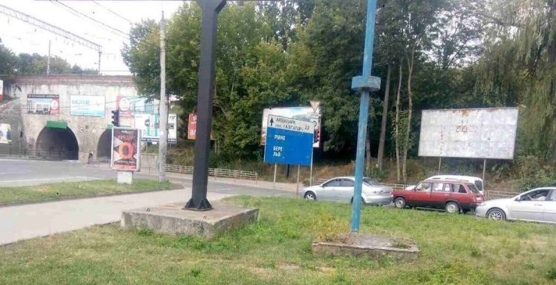 Білборд/Щит, Тернопіль, вул. Збаразька - 6 магазин 2-й