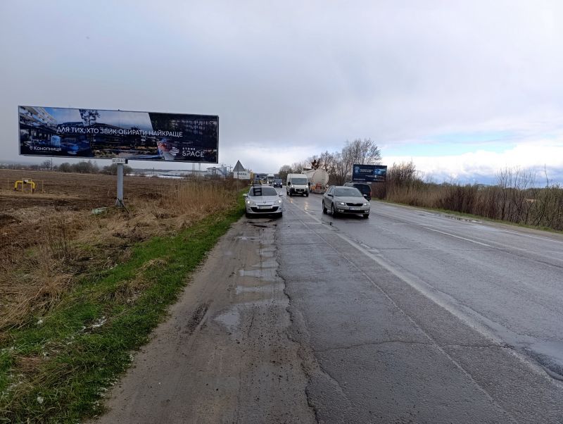 Билборд/Щит, Трассы, М-10, Західний обхід м.Львова, км 9+500 (готель Галіція, АЗС БРСМ)