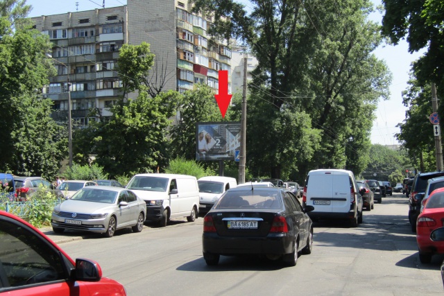 Скролл/Ситиборд, Киев, Дорогожицька вул., 1 (супермаркет "Сільпо"), в напрямку Юрія Іллєнка вул.( вул. Мельникова)