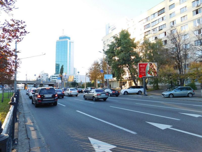 Скрол/Сітіборд, Київ, Перемоги пр-т 12 , на світлофорі, з центру