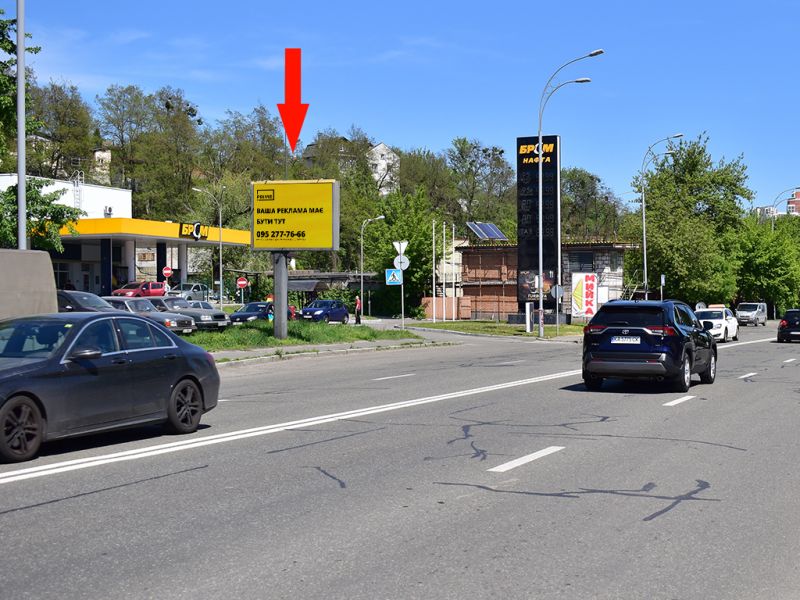 Білборд/Щит, Київ, Брожка вул. (колиш. Кіровоградська вул.), 38, біля АЗС "Glusco", в сторону Грінченка вул.