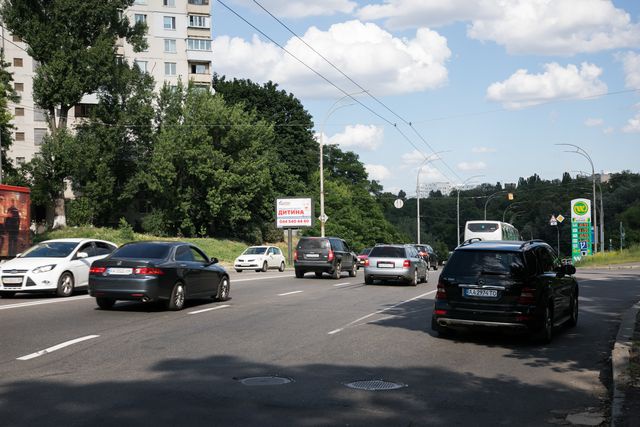 Скролл/Ситиборд, Киев, Солом'янська вул., 41,вул. Протасів Яр (перехрестя, АЗС WOG), в напрямку центру