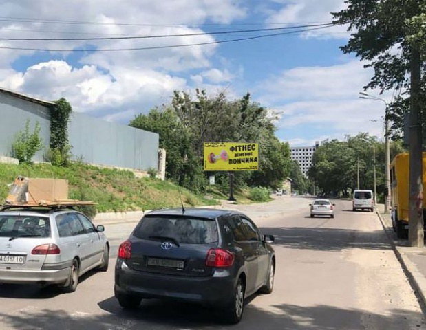 Білборд/Щит, Київ, Залізничне шосе, 39а (Велика Кишеня, СТО, Автоцентр Peugeot "Ілта на Печерську"), в напрямку Бойчука Михайла вул.