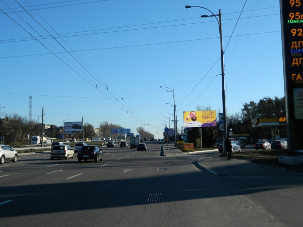 Білборд/Щит, Київ, вул. В.Кільцева / заправка "БРСМ", р-н "Верховина", ТЦ "Діамант", в напр. Одеської пл.