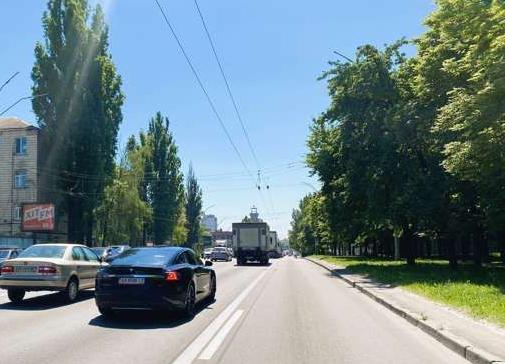 Скрол/Сітіборд, Київ, Теліги Олени вул., 4