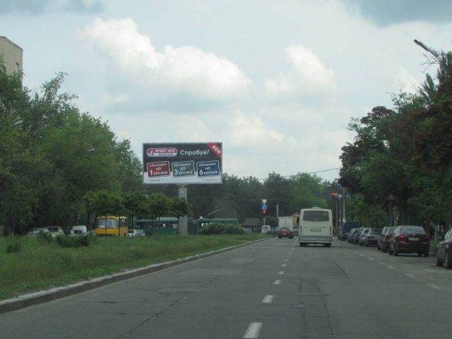 Билборд/Щит, Киев, Шолом-Алейхема, 19  рух від Конотопської битви (Волгоградської) площі (на розподілювачі)