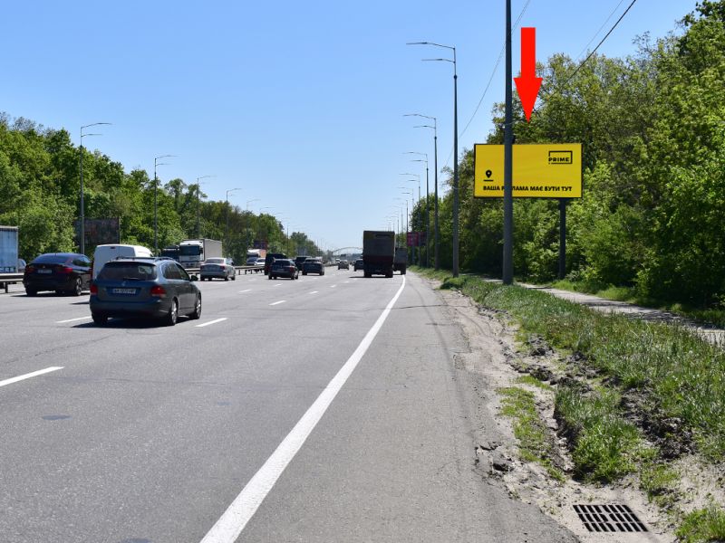 Білборд/Щит, Київ, Столичне шосе - провул. Охотський, в сторону ТРЦ "Атмосфера", супермаркету "Фоззі", з центру