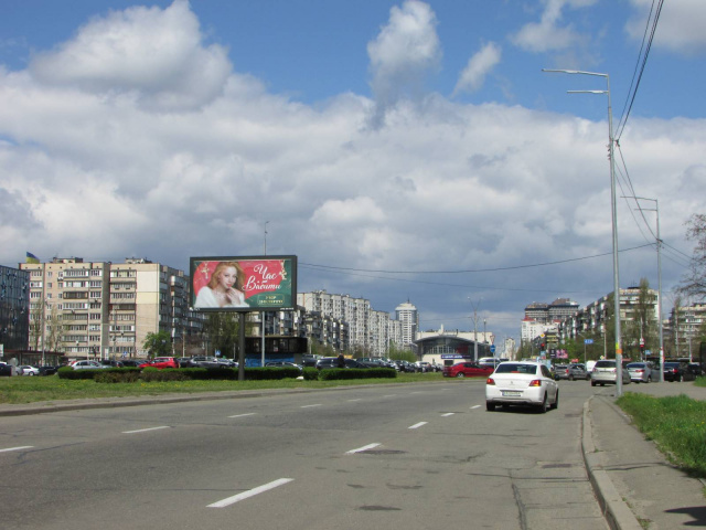 Скрол/Сітіборд, Київ, Оболонський проспект, М"Оболонь" (розподілювач), рух від М"Почайна"