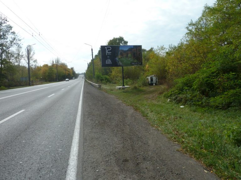 Білборд/Щит, Траси, Галицька навпроти (цементно-шиферний завод) №7   в'ізд в місто