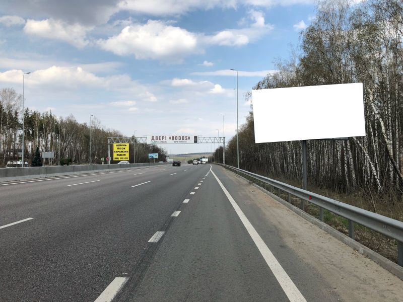 Білборд/Щит, Траси, а/д М-05 Киев-Одесса , напротив ресторана "Вилла Вита"