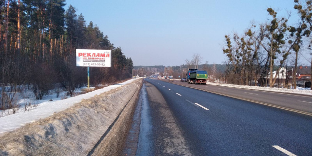 Білборд/Щит, Траси, Траса Житомир-Бердичів, с.Пряжево. Біля комплексу "Русалка", напрямок з Вінниці,Бердичева на Житомир, ст.Б