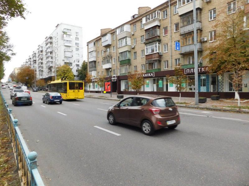 Скролл/Ситилайт, Киев, Лесі Українки бульв. 20, рух в напрямку ст. м. "Печерська"