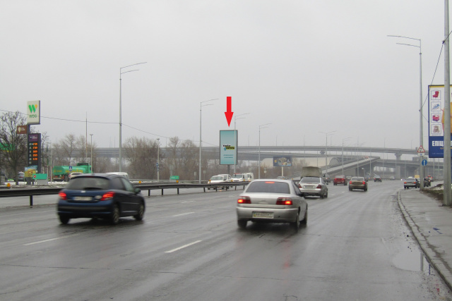 Беклайт, Киев, Наддніпрянське шосе, 8 (АЗС "WOG", АЗС "ОККО"), в напрямку міст Південний, м. Видубичі
