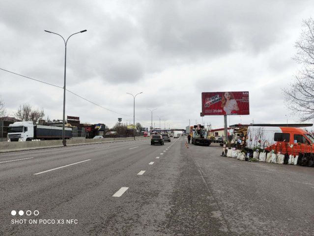 Билборд/Щит, Киев, Траса Київ-Одеса, пгт Чабани, 250 м. від АЗС "ОККО" (виїзд з Києва)