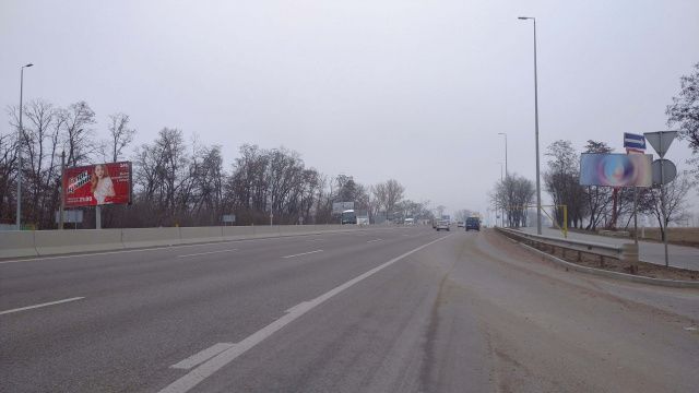 Білборд/Щит, Київ, Траса Київ-Одеса, АЗС "WOG", 800 м. до пгт Чабани,  (в'їзд в Київ)