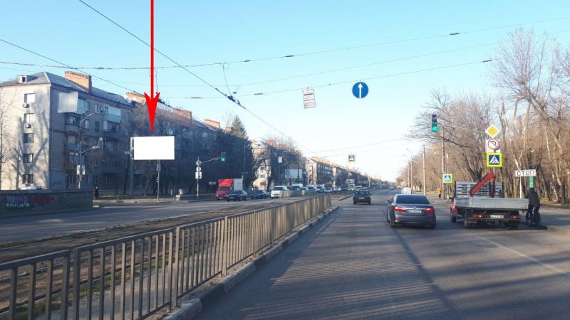 Билборд/Щит, Днепр, t081B,просп. Богдана Хмельницького, буд. №24 - вул. Гавриленка, напрямок в сторону центру
