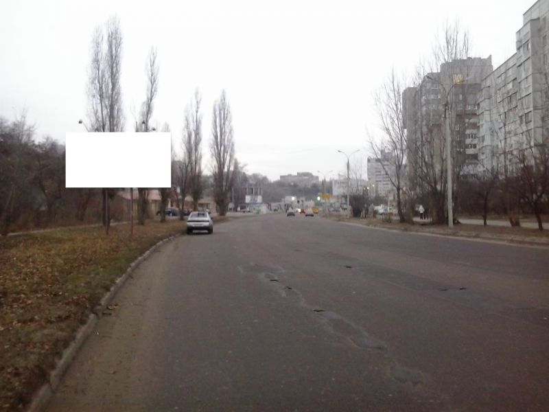 Білборд/Щит, Черкаси, вул. Гагаріна,142 (р-н Гранд-Маркета)