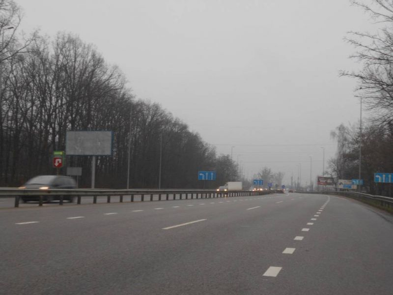 Билборд/Щит, Трассы, смт. Глеваха, траса М-05 Київ-Одеса, км 28+300 право, розворот на ринок, з/д станцію "Глеваха", за 600м до АЗС Укрнафта, через 220м після автобусної зупинки