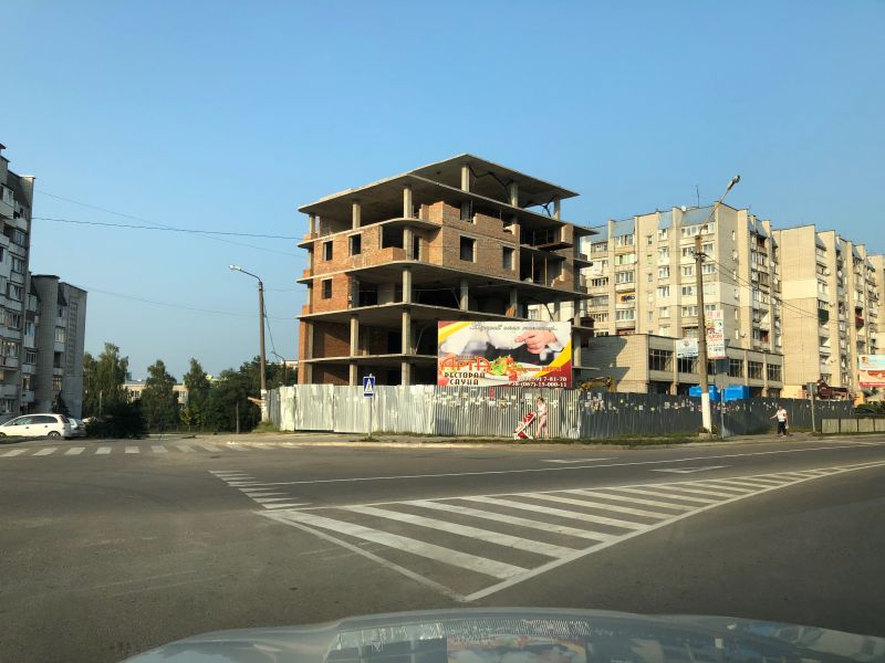 Білборд/Щит, Новояворівськ, вул.С.Бандери, (кільце)