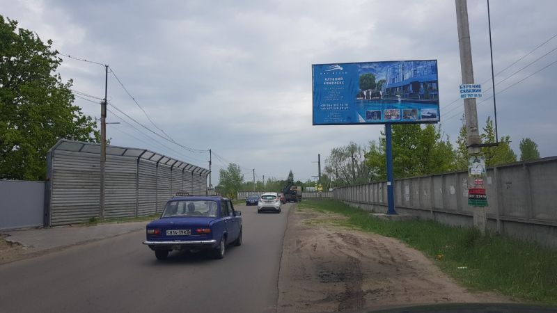 Білборд/Щит, Київ, Осокорки,ул.Центральная напротив ул.Солнечной,в направлении Золоче,Вишенки    2 км.200 м.(А)