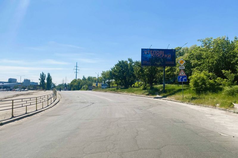 Білборд/Щит, Київ, Сім'ї Кульженків вул., (навпроти ТЦ "КАРАВАН")