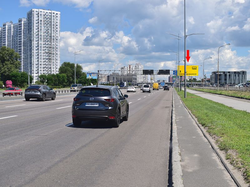 Led екран/Відеоборд, Київ, Бажана пр., 30, в бік ст.м. "Харківська", з центру, (ролик 10 сек, 1 вихід/1,5 хвилини)