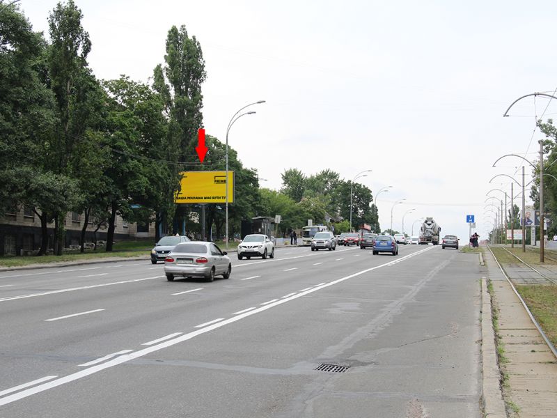 Білборд/Щит, Київ, Харківське шосе 48 - вул. Березнева, біля Інституту хімії, в бік Дарницької пл. (колиш. Ленінградська)