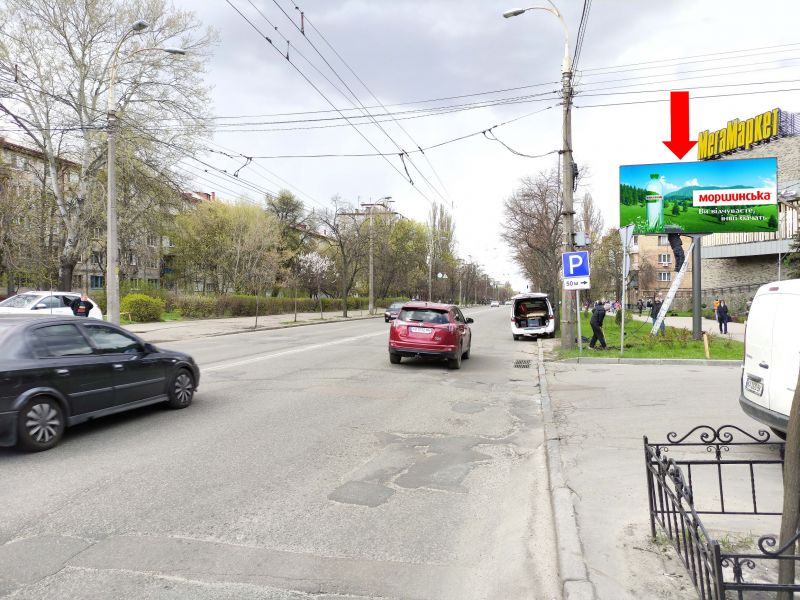 Led екран/Відеоборд, Київ, Щербаківського вул., 58, біля супермаркету "Мегамаркет", ринку "Нивки", в бік вул. Маршала Гречка