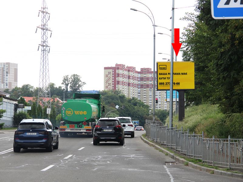 Білборд/Щит, Київ, Брожка вул. (колиш. Кіровоградська вул.) / вул. Грінченка, в бік Лобановського пр. (колиш. Червонозоряний пр.)