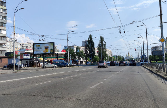 Скрол/Сітіборд, Київ, Маршала Малиновського, 3 (після 100 метрів руху від вул Маршала Тимошенка, світлофор)