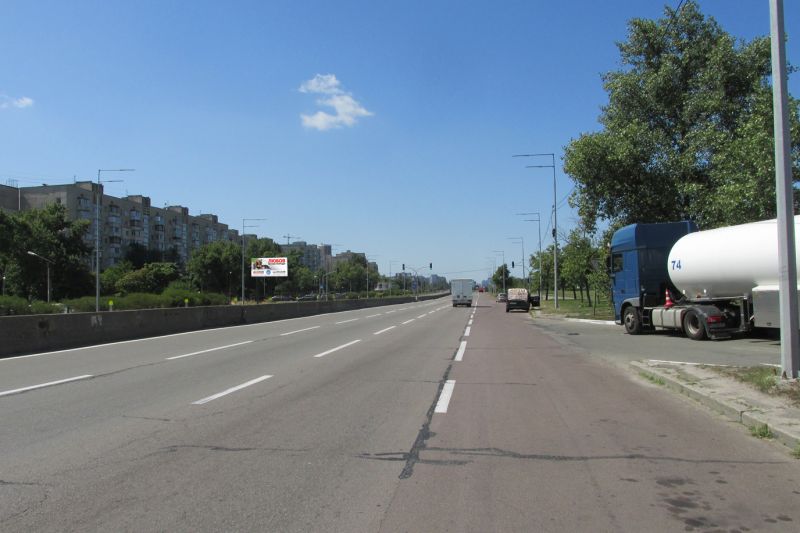 Билборд/Щит, Киев, просп. Генерала Ватутіна. 26 напроти