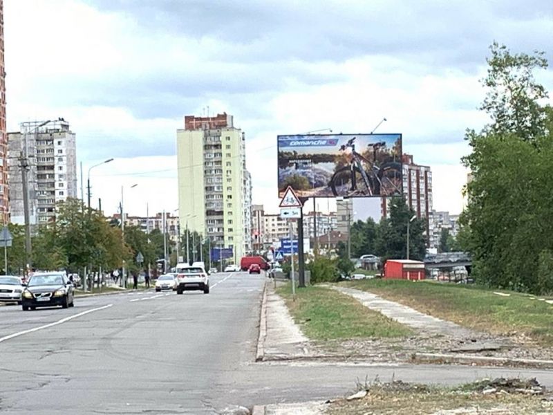 Білборд/Щит, Київ, вул. О. Бальзака, 84 (03-0280-01) в напрямку вул. Лісківська