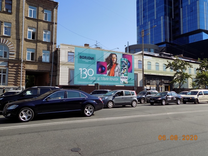 Реклама на фасадах/Брандмауэр, Киев, Толстого Льва вул. 55 (ліве крило, площа реклами 96 кв.м)