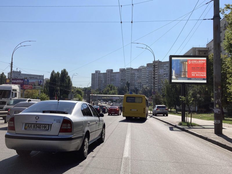 Скрол/Сітіборд, Київ, вул. В. Гетьмана, 36